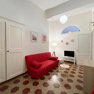 https://civico-41-lucca-city-center-apartment.it-tuscanyhotel.com