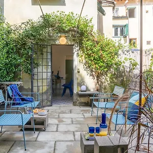 https://memory-atelier-apartment-in-florence.it-tuscanyhotel.com